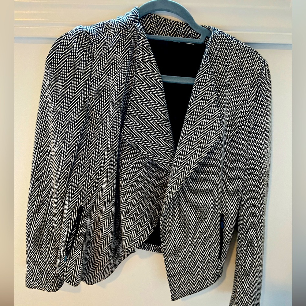 Halogen blazer good condition size small
